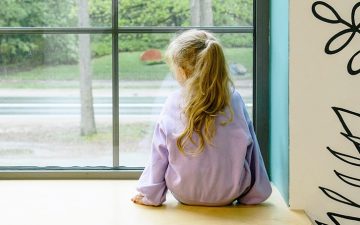 O que precisa de saber sobre a ansiedade e depressão infantil