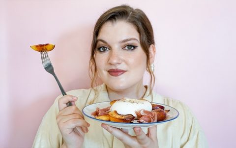 A Cozinha da Cameira. Burrata com pêssego grelhado