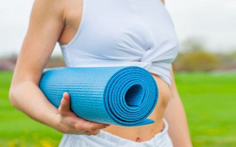 Crónica. Como escolher um tapete de yoga e a sua importância