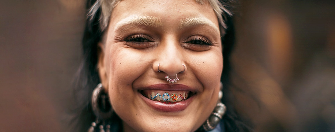 #BeautyCall. Tooth gems, os cristais para os dentes que andam na boca do mundo