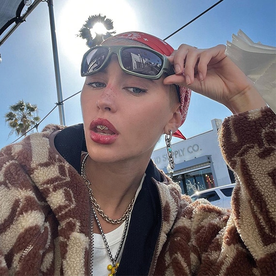 iris law tooth gems