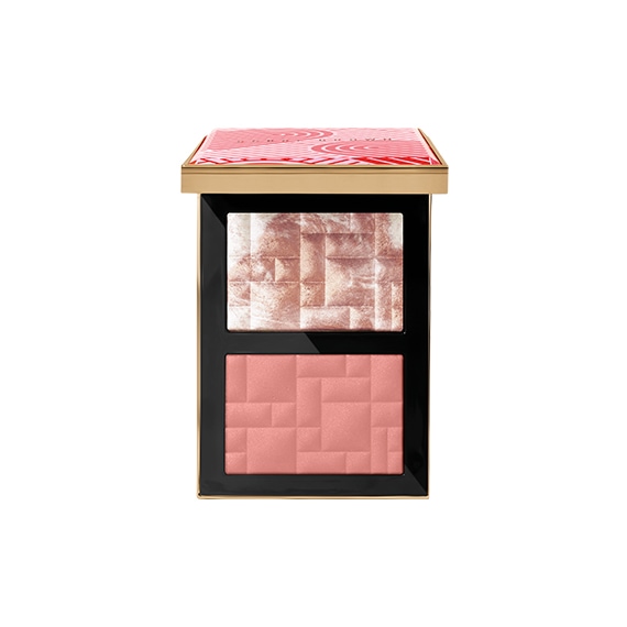 Blush e iluminador Love Flush, no tom Pink Glow