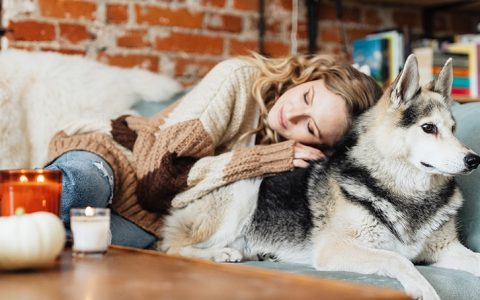 Estudo comprova que ter um cão diminui o stresse e ajuda a regular emoções