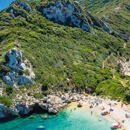 Corfu: férias românticas na mais verde das ilhas gregas