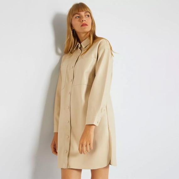Vestido-camisa com corte direito