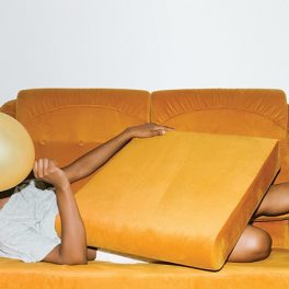 Ser introvertida não é um defeito. Conheça os truques que lhe vão facilitar a vida