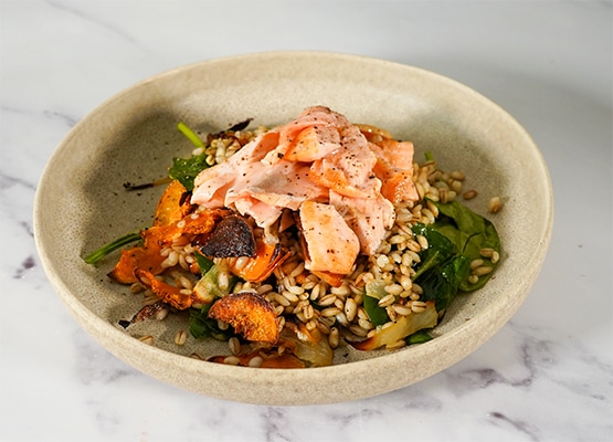 A Cozinha da Cameira. Salada morna de cevada e abóbora assada