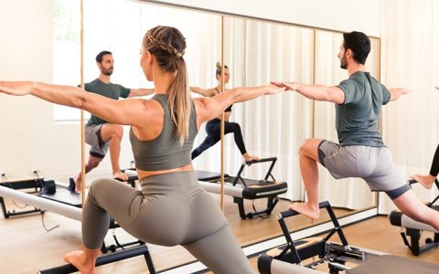 Reeducar o corpo: descubra tudo sobre o pilates clínico