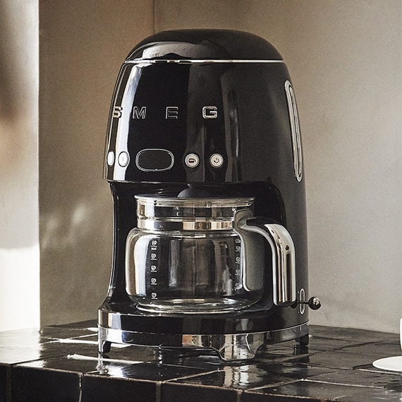 Máquina de café com gotejamento programável