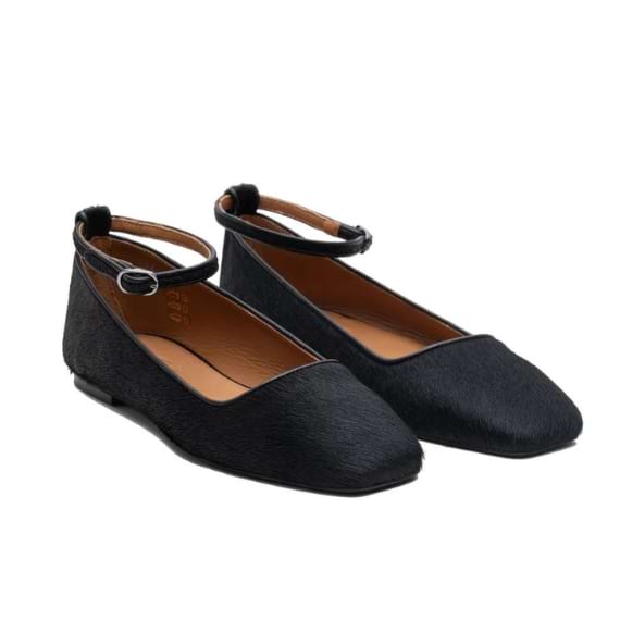sapatos rasos sabrinas bailarinas pretas com fivela