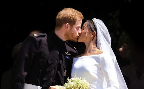 Vestidos de noiva simples e requintados para se inspirar