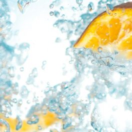 Todos os cuidados que deve ter com a alimentação nos dias de calor