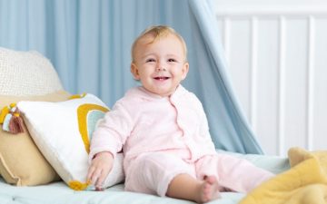 Roupas de bebé práticas e amorosas que vai querer comprar nos saldos
