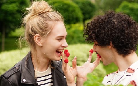 23 ideias de encontros criativos a dois para sair da rotina