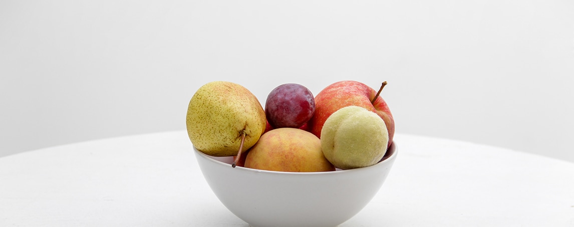 Como afastar as moscas da fruta de 4 formas simples e eficazes