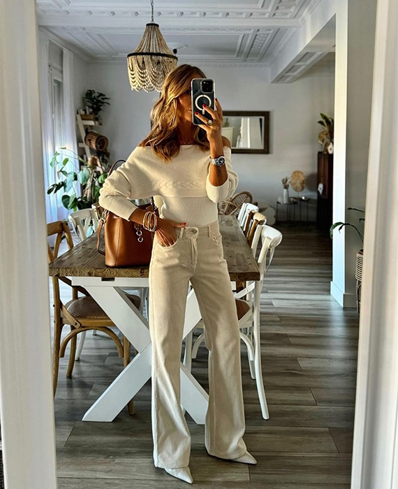 calças de bombazina look brancas top branco malha sem ombros