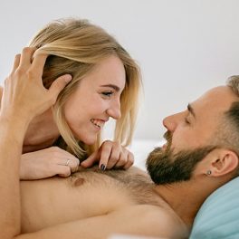 Crónica. Como poderá o casal manter a sua conexão sexual ao longo dos anos?