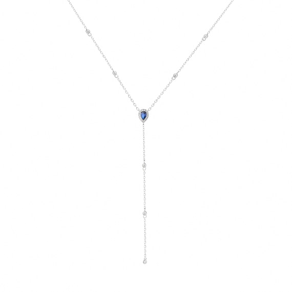tipo de decote gola alta colar comprido prateado com joia azul