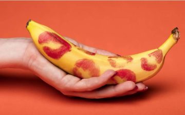6 tendências sexuais para explorar a dois (ou a solo)