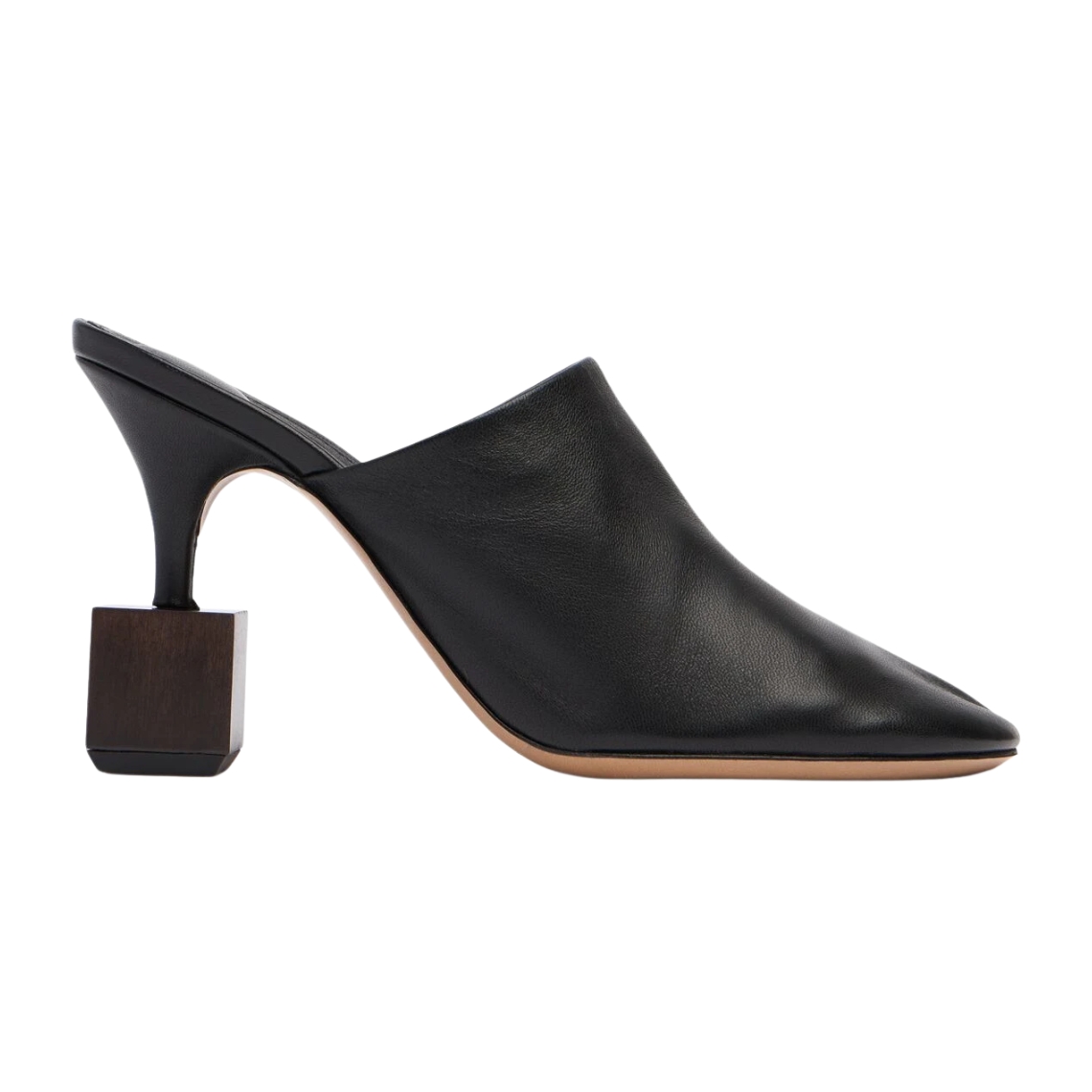 Sapatos Jacquemus 750€