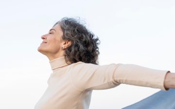 Este nutriente é uma bênção para as mulheres na menopausa. Adivinha qual é?