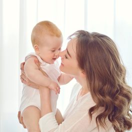 Esta é a razão pela qual os bebés devem vestir peças de algodão orgânico