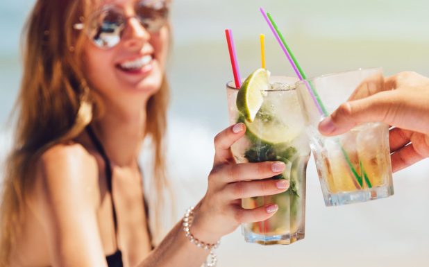8 cocktails para refrescar as tardes de ver&atilde;o