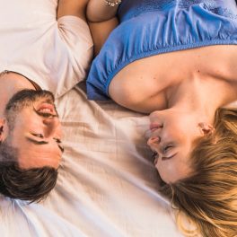 Dormir em quartos separados: sim ou não?