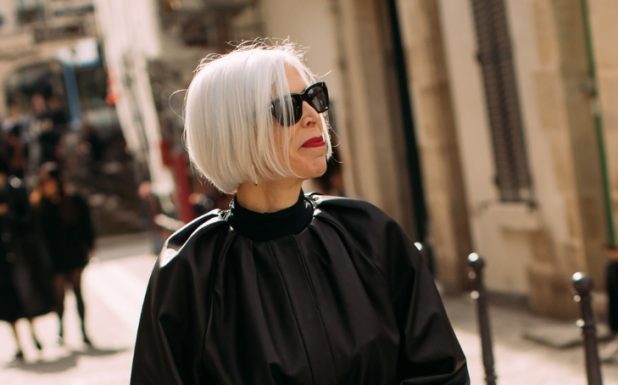 Cabelos brancos: por que aparecem e dicas para cuidar do grisalho