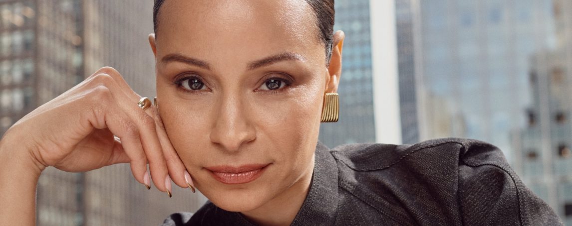 A base que já não é só maquilhagem, é cuidado que se vê