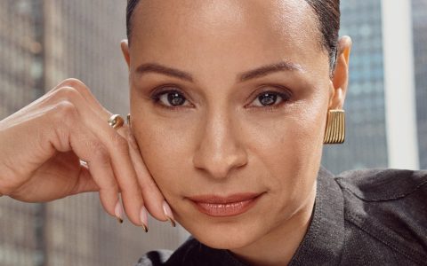 A base que já não é só maquilhagem, é cuidado que se vê