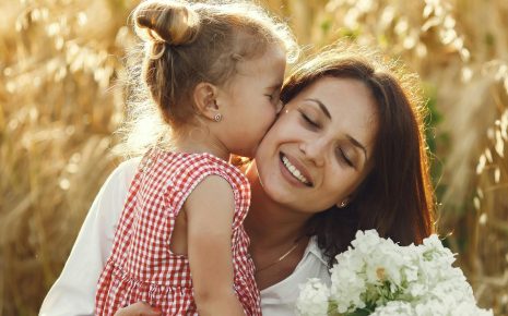Dia Internacional da Sa&uacute;de Feminina. Porque &eacute; que tantas mulheres aprenderam a cuidar de tudo menos de si?