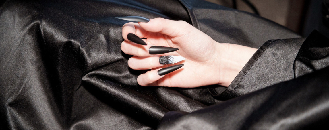 3 mitos (assustadores) sobre unhas de gel